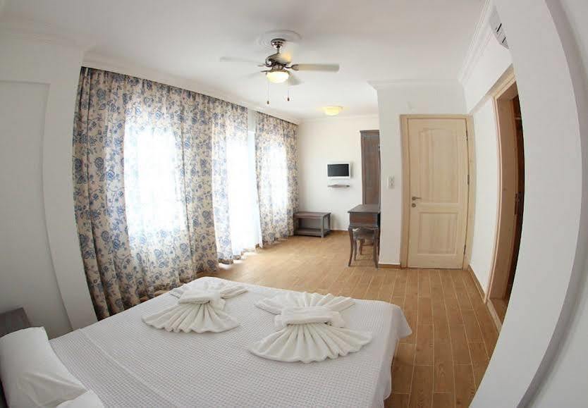 Mavi Deniz Konuk Evi Selimiye  Extérieur photo